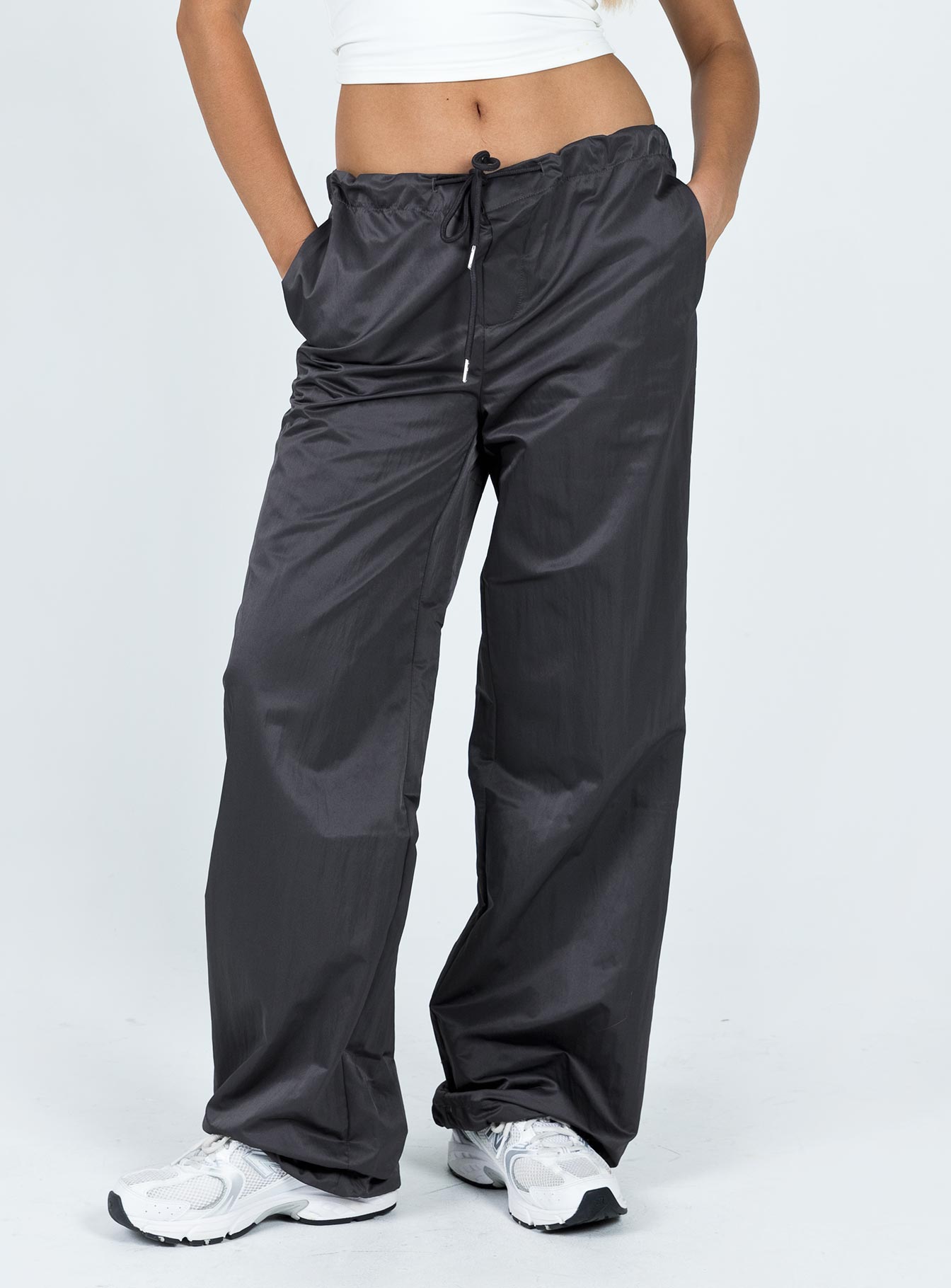 Harran Parachute Pants Grey