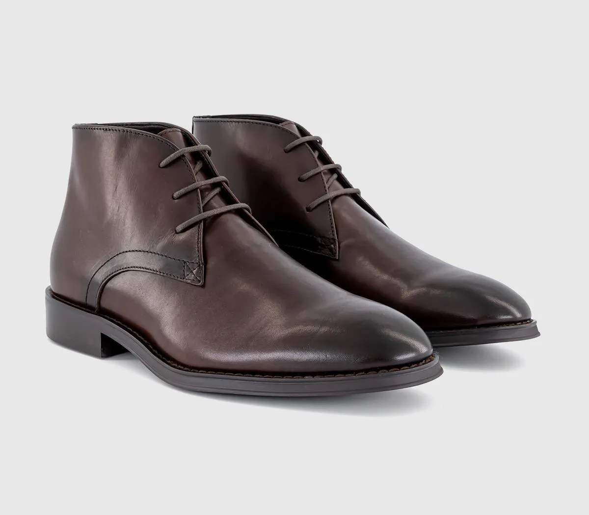 OFFICE Banbury Chukka Boots Brown Leather