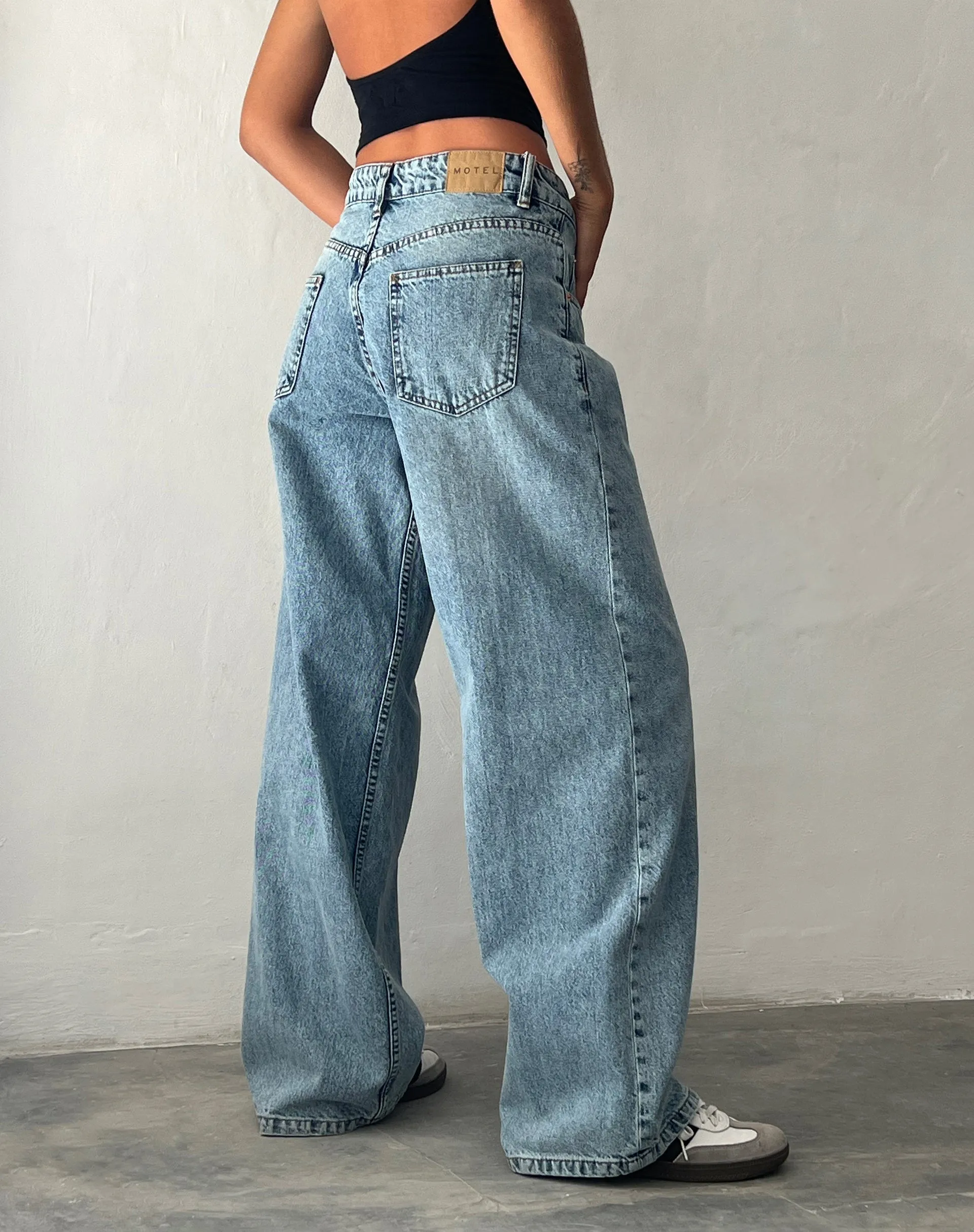 Roomy Extra Wide Low Rise Jeans in Vintage Blue Wash