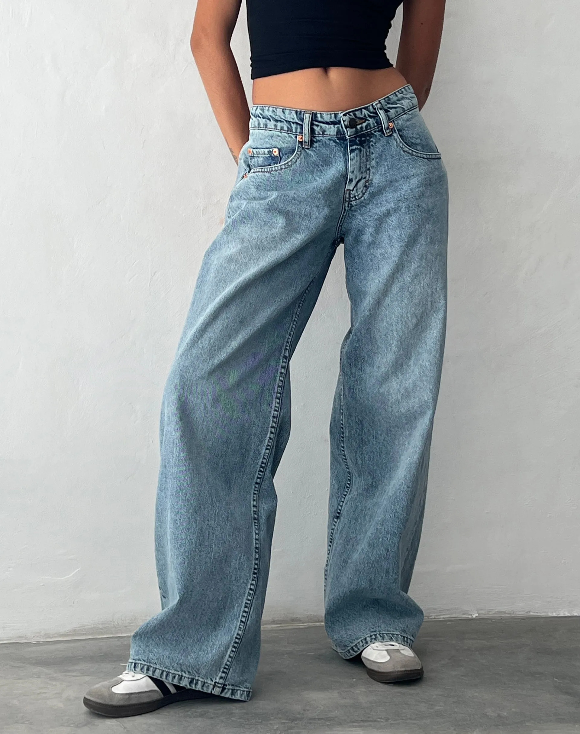 Roomy Extra Wide Low Rise Jeans in Vintage Blue Wash