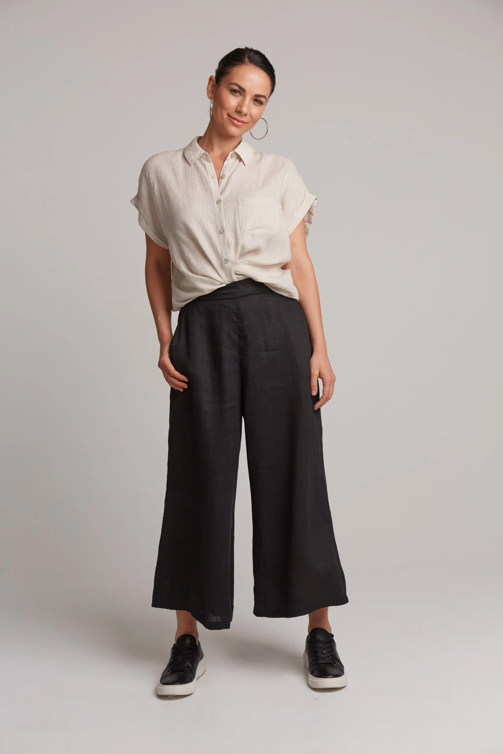 Studio Crop Linen Pant - Black