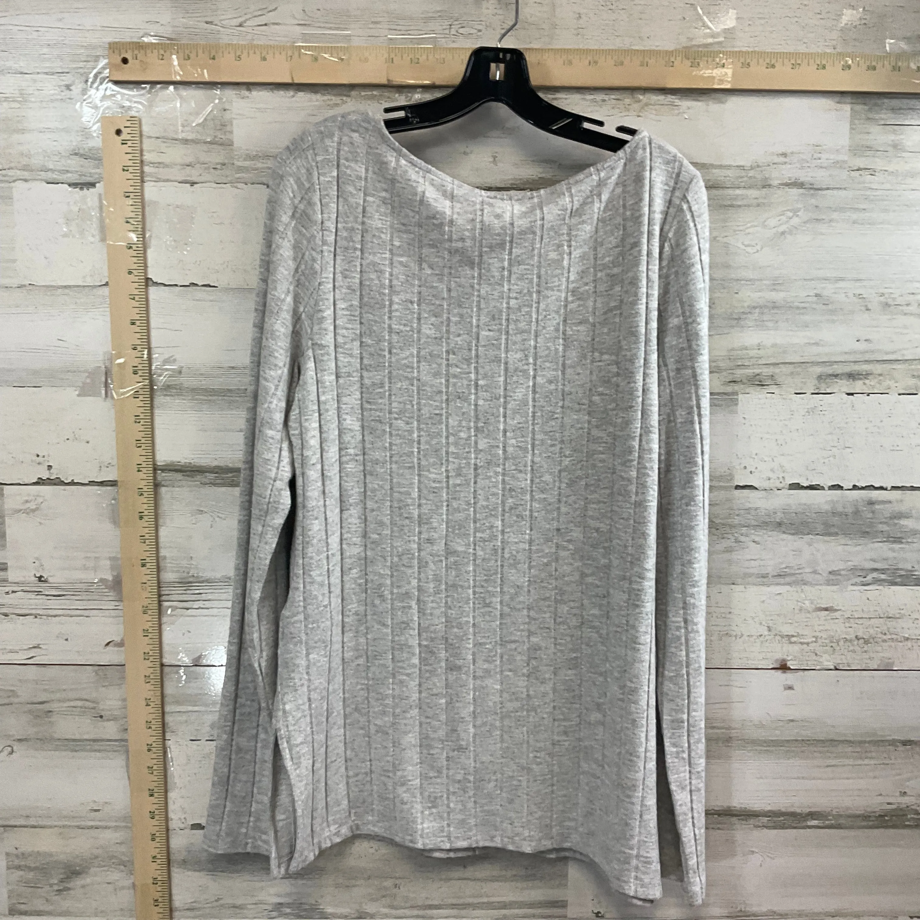 Sweater By Anthropologie In Grey, Size: Xl