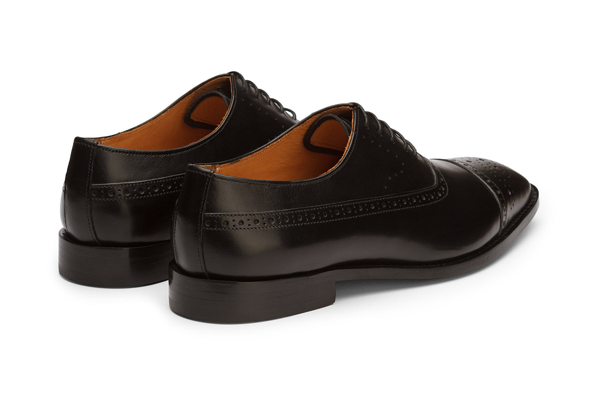 Toecap Oxford with Medallion-B