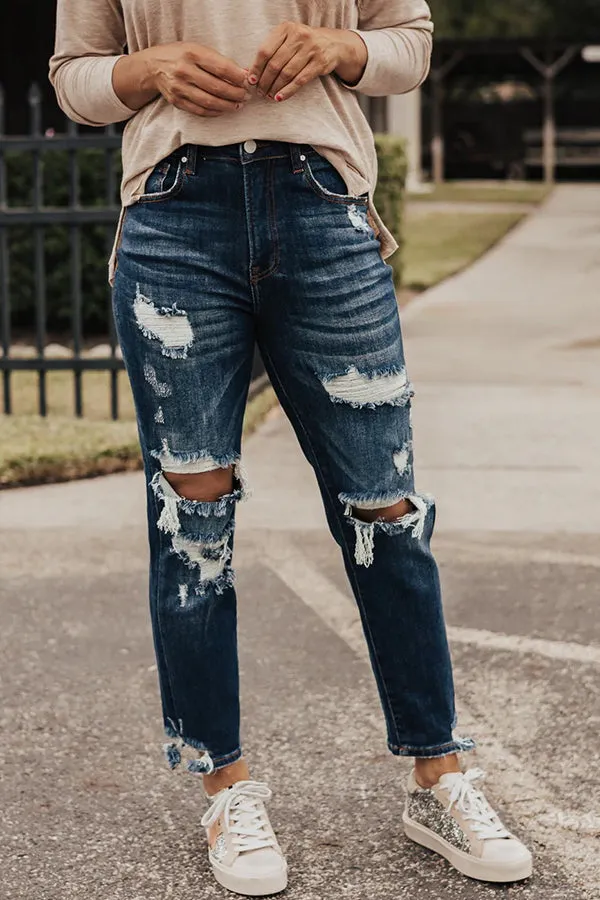 Victoria Destroyed Knee Jeans