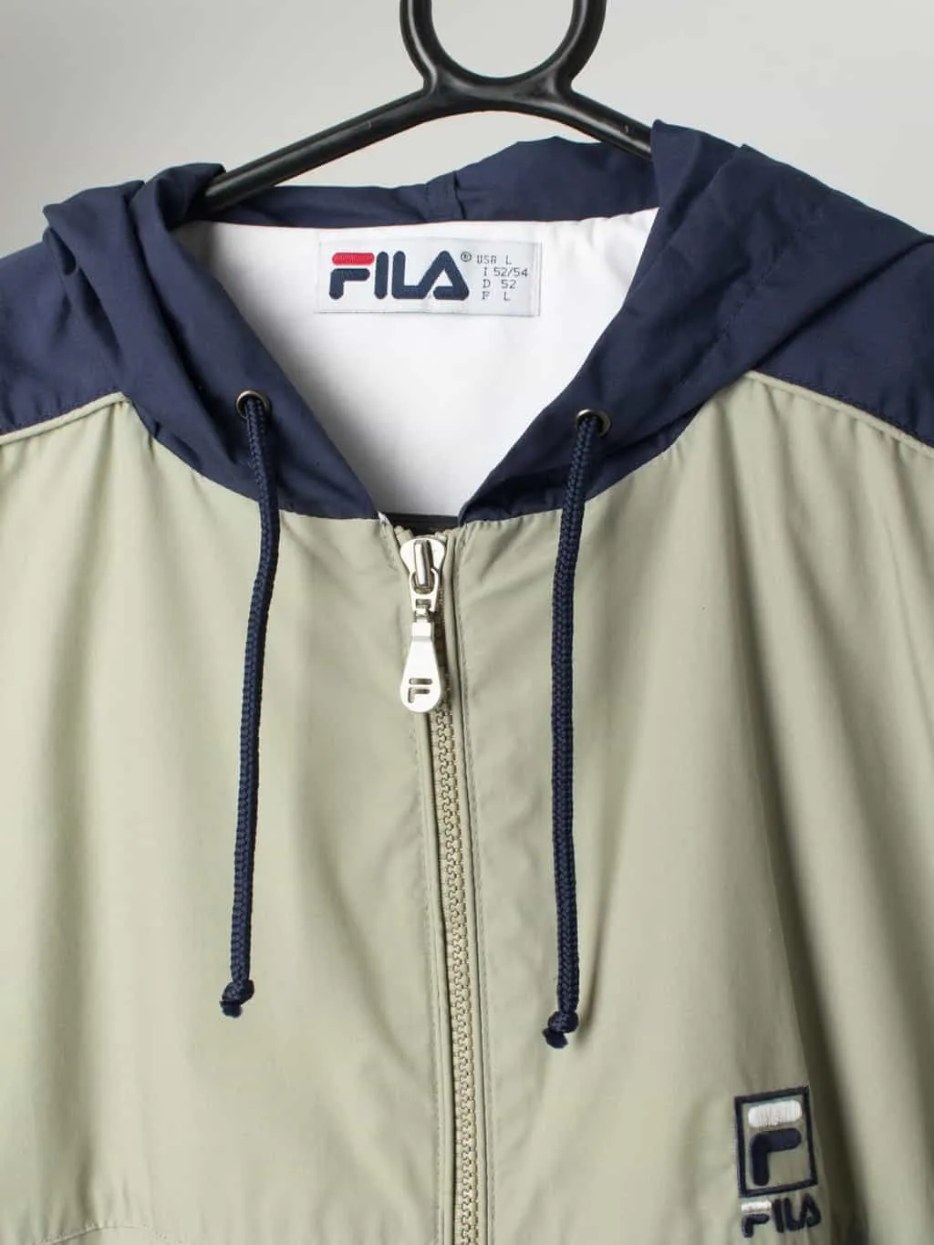 Vintage Fila windbreaker jacket in beige-green – Large / XL