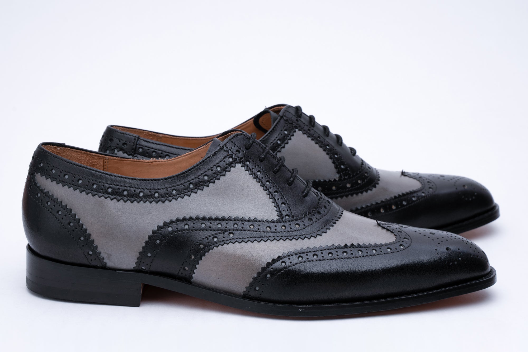 WING CAP BROGUE OXFORD