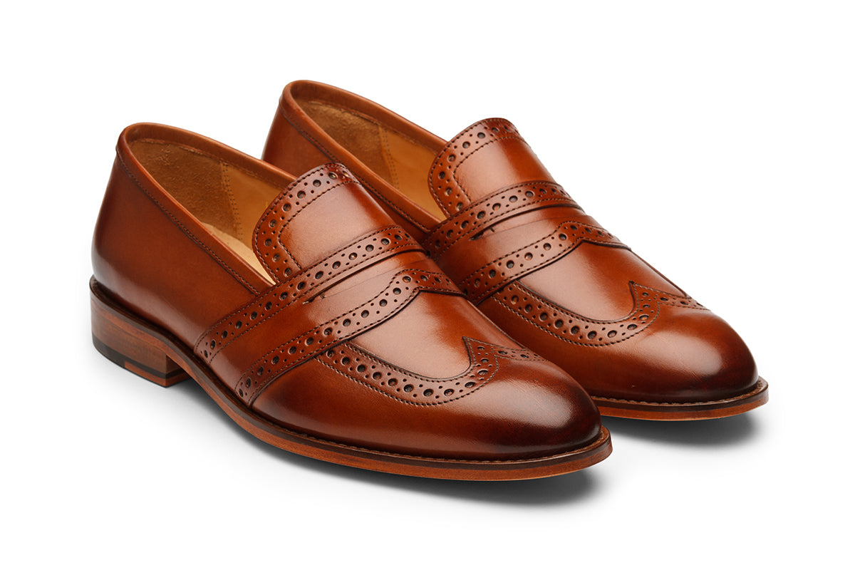 WINGCAP BROGUE PENNY LOAFER- COGNAC