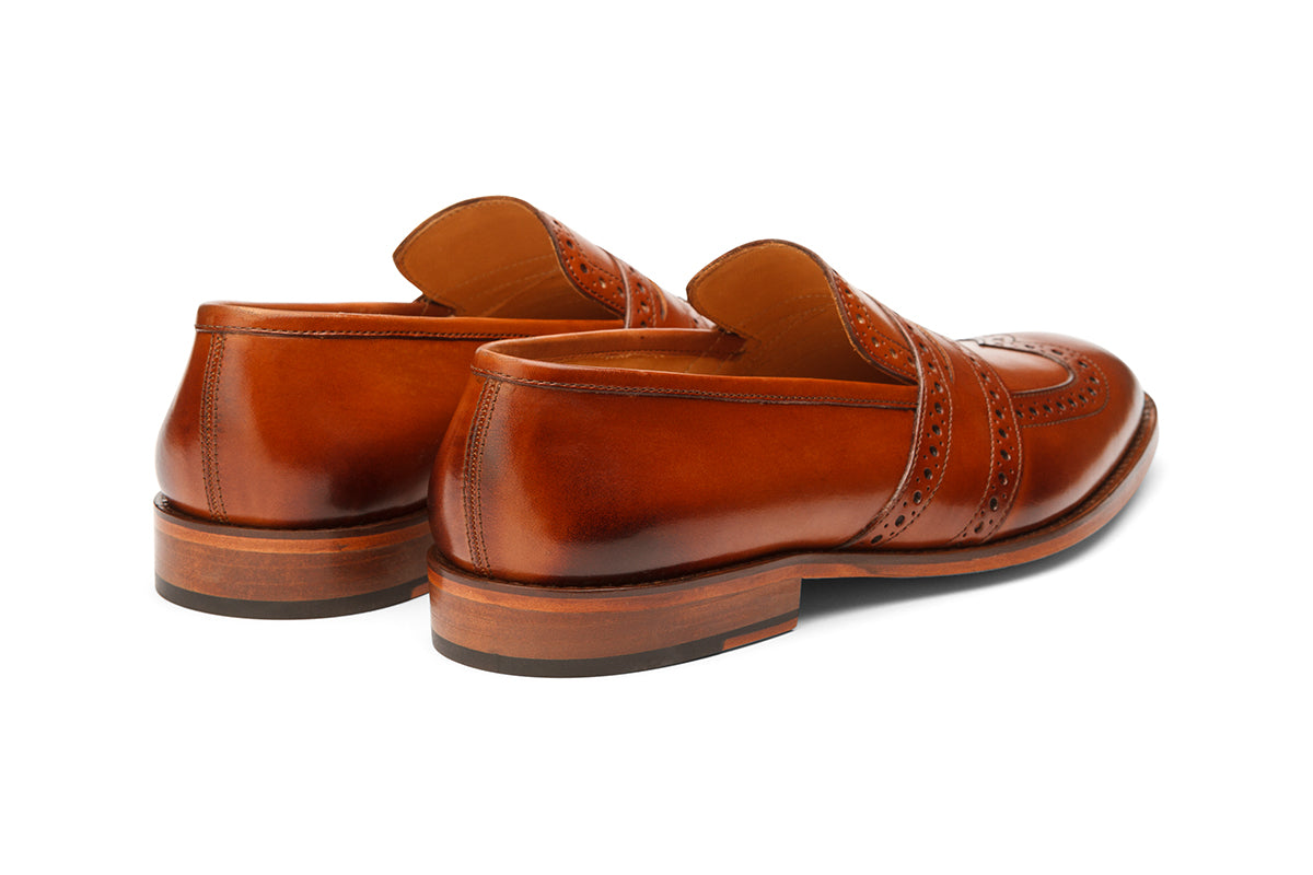 WINGCAP BROGUE PENNY LOAFER- COGNAC